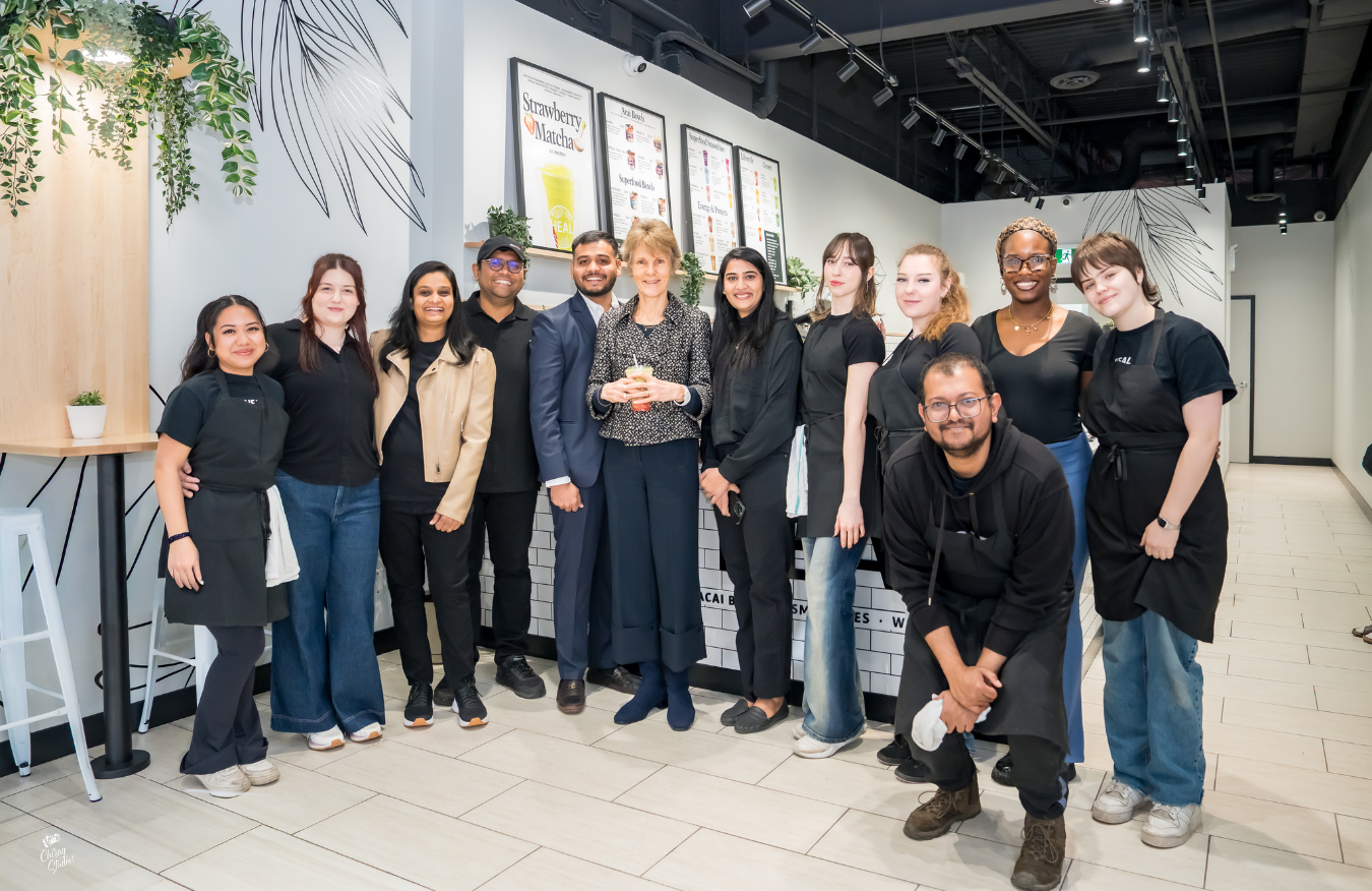 Mrs. Carney Visits Nepean's Newly Opened Acai and Smoothie Wellness Store